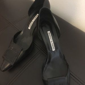 Authentic Manolo Blahnik kitten heel shoes